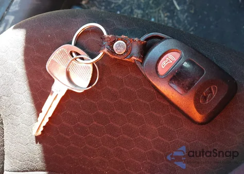 2020 Hyundai Elantra Se z USA, uszkodzony, nr VIN KMHD74LF5LU105470